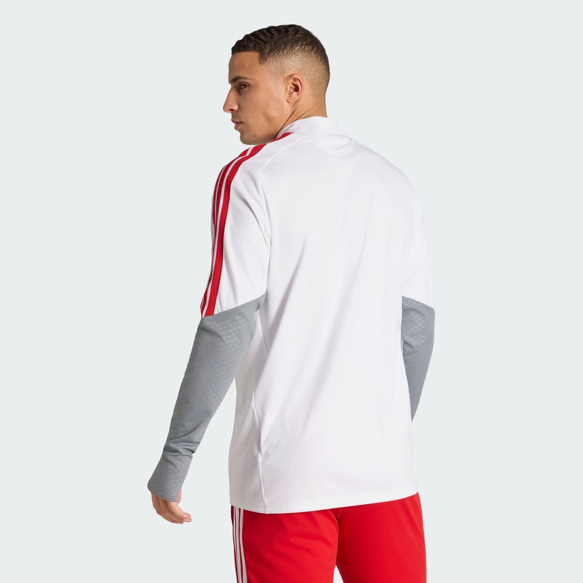 camiseta_treino_competition_sc_internacional_26_branco_ka5431_23_hover_model - Ride Up Sports