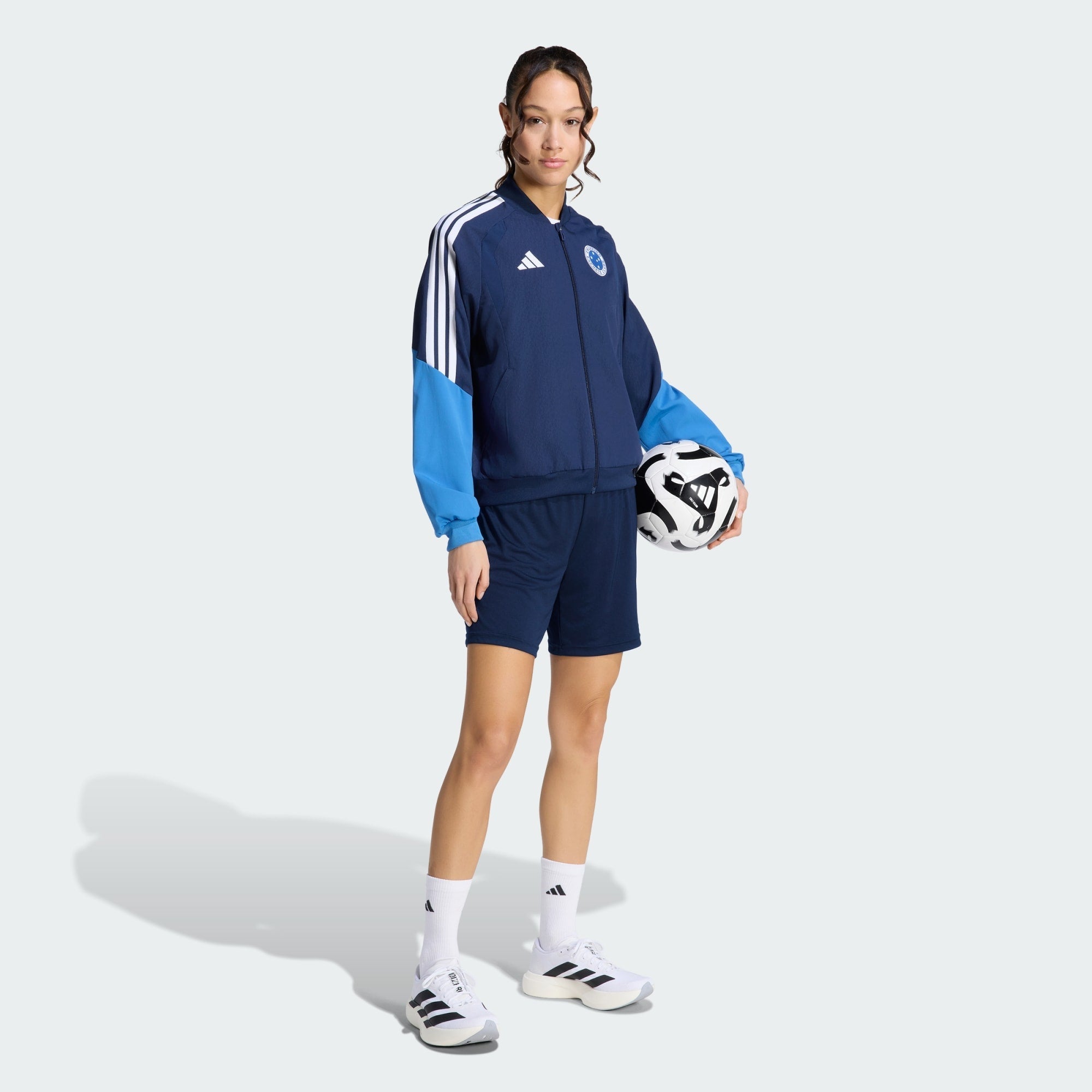 jaqueta_apresentacao_competition_cruzeiro_26_azul_kq7303_25_model - Ride Up Sports